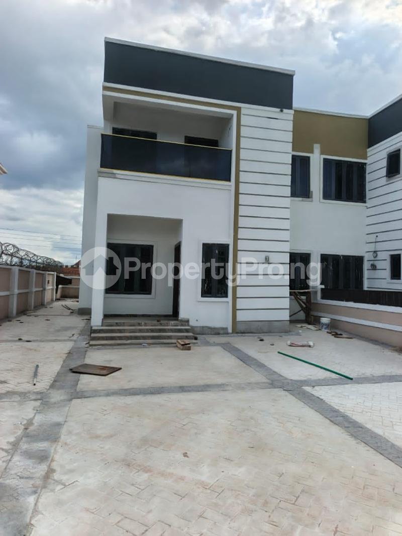4 bedroom House for rent Heliu Estate Enugu Enugu