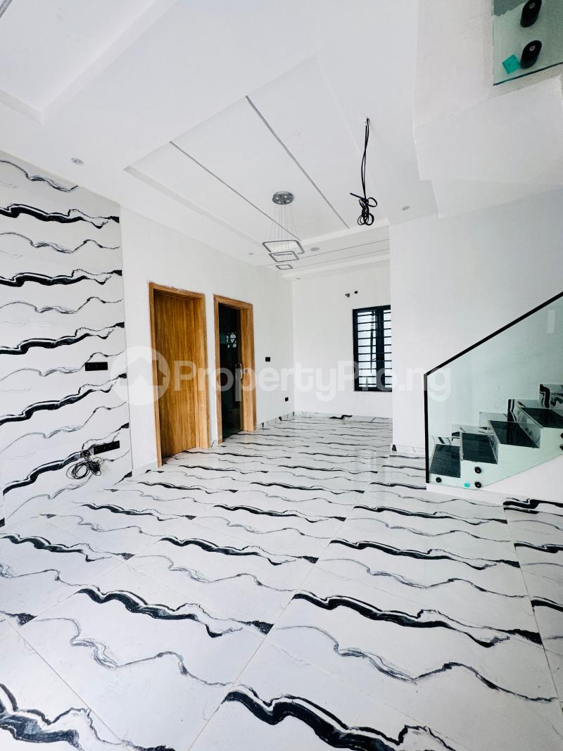 4 bedroom House for sale Ajah Lekki Lagos Off Lekki-Epe Expressway Ajah Lagos