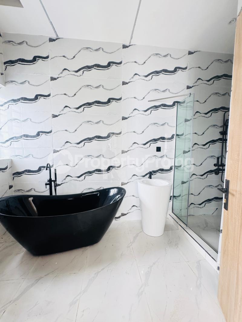 4 bedroom House for sale Ajah Lekki Lagos Off Lekki-Epe Expressway Ajah Lagos