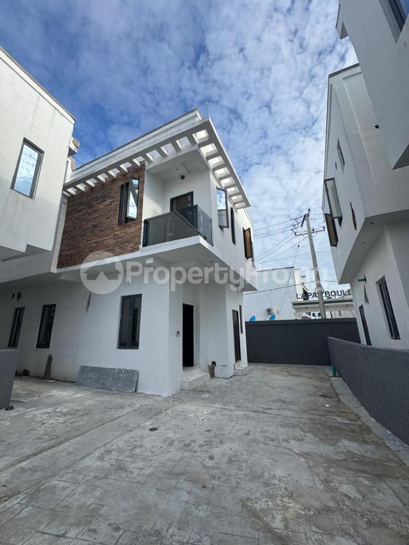 2 bedroom House for sale General Paint ,lekki Off Lekki-Epe Expressway Ajah Lagos - 0