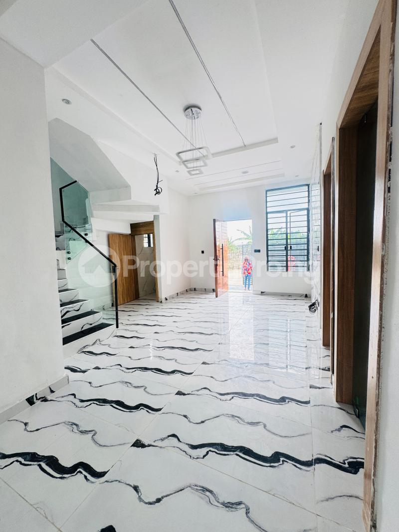 4 bedroom House for sale Ajah Lekki Lagos Off Lekki-Epe Expressway Ajah Lagos