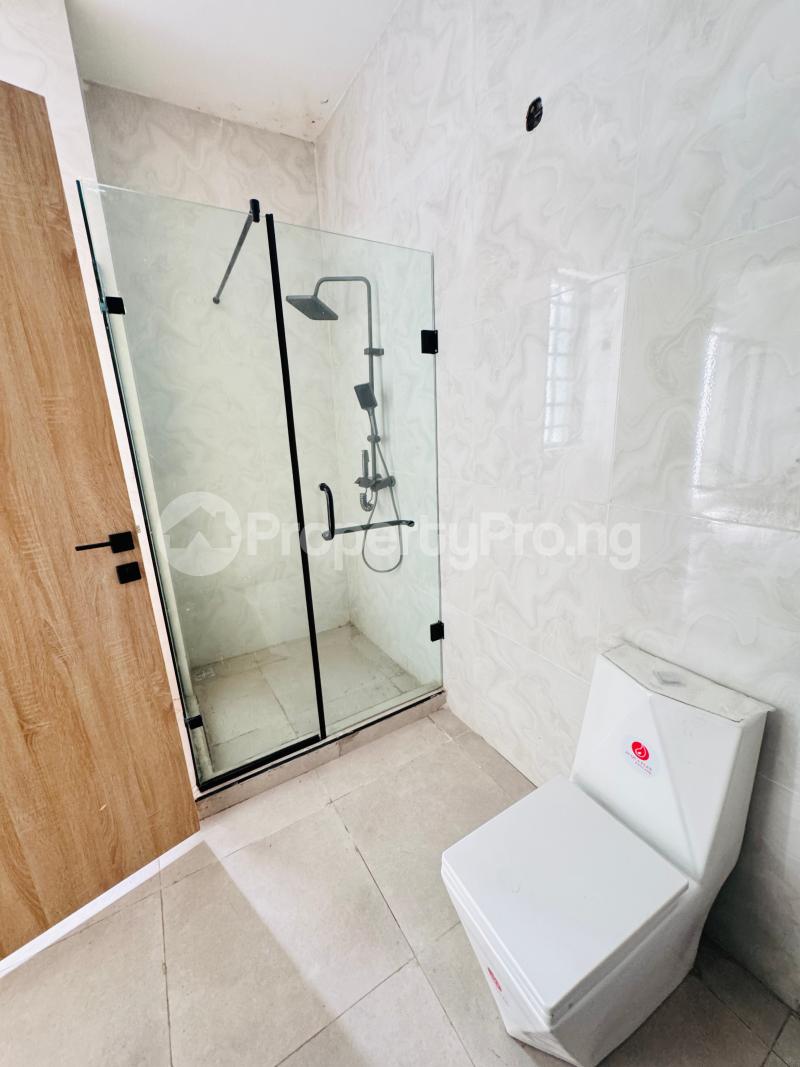 4 bedroom House for sale Ajah Lekki Lagos Off Lekki-Epe Expressway Ajah Lagos