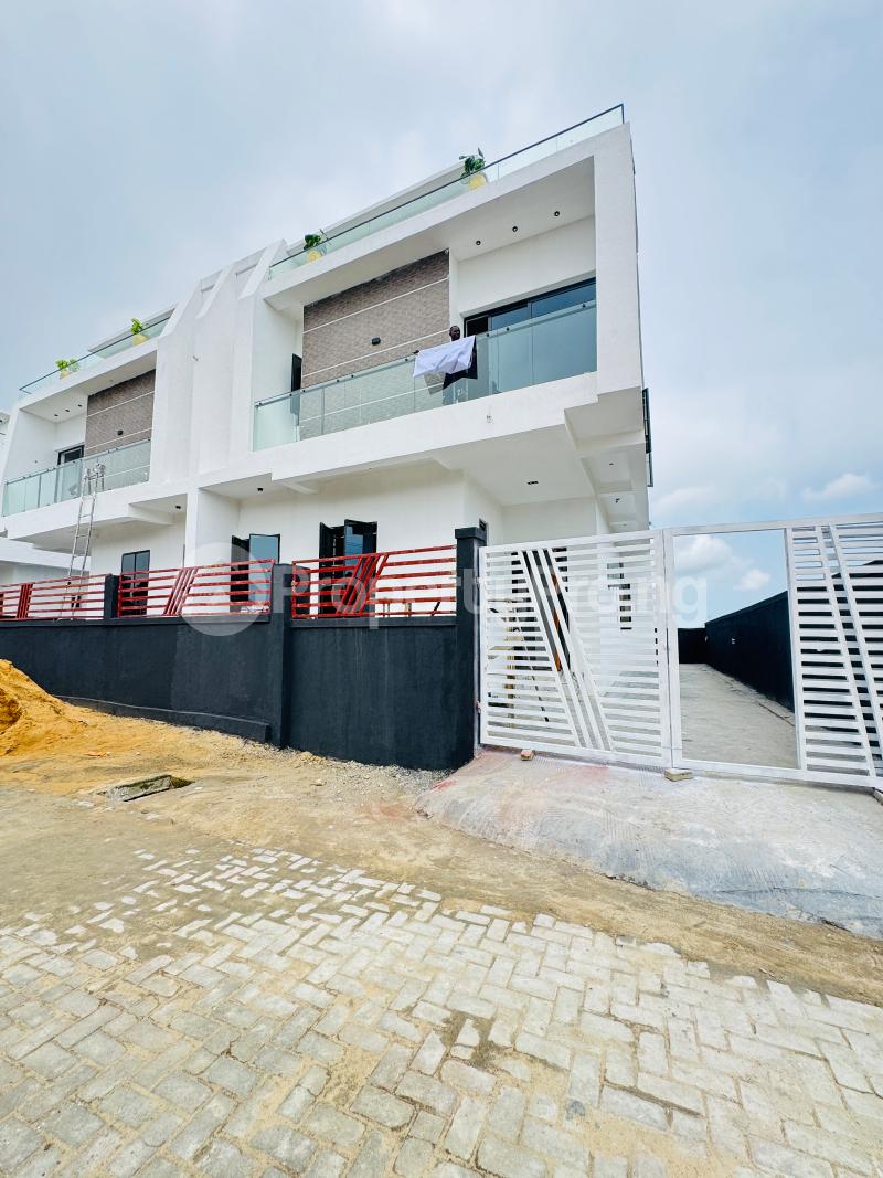 4 bedroom House for sale Ajah Lekki Lagos Off Lekki-Epe Expressway Ajah Lagos - 0