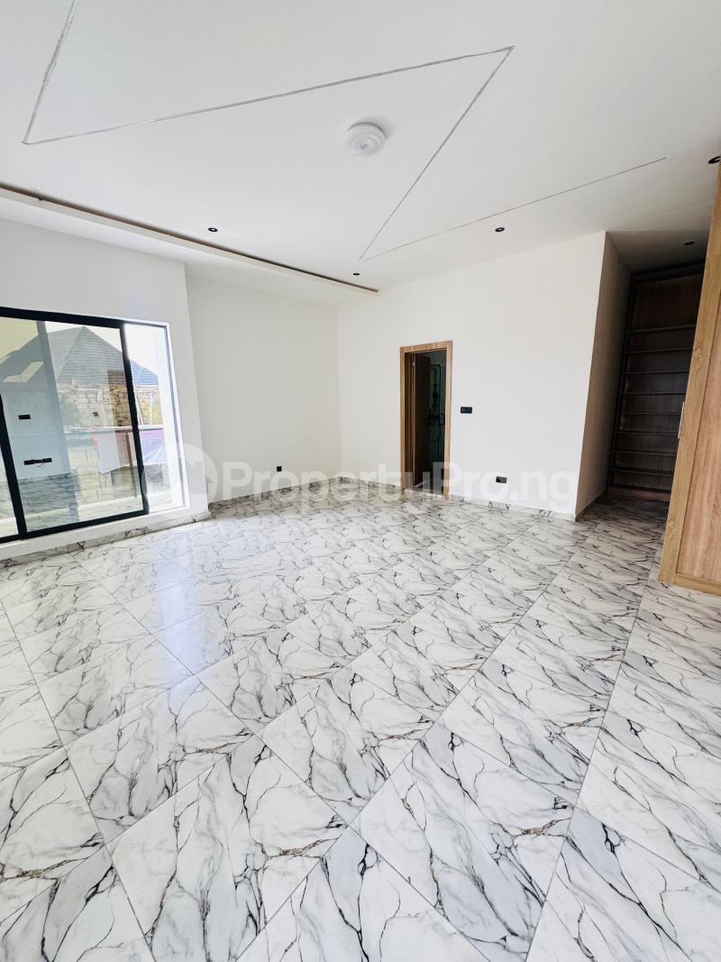 4 bedroom House for sale Ajah Lekki Lagos Off Lekki-Epe Expressway Ajah Lagos