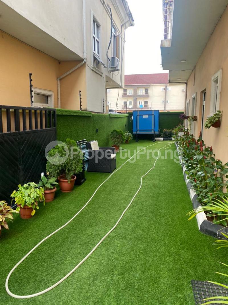 3 bedroom House for rent Mende Maryland Lagos