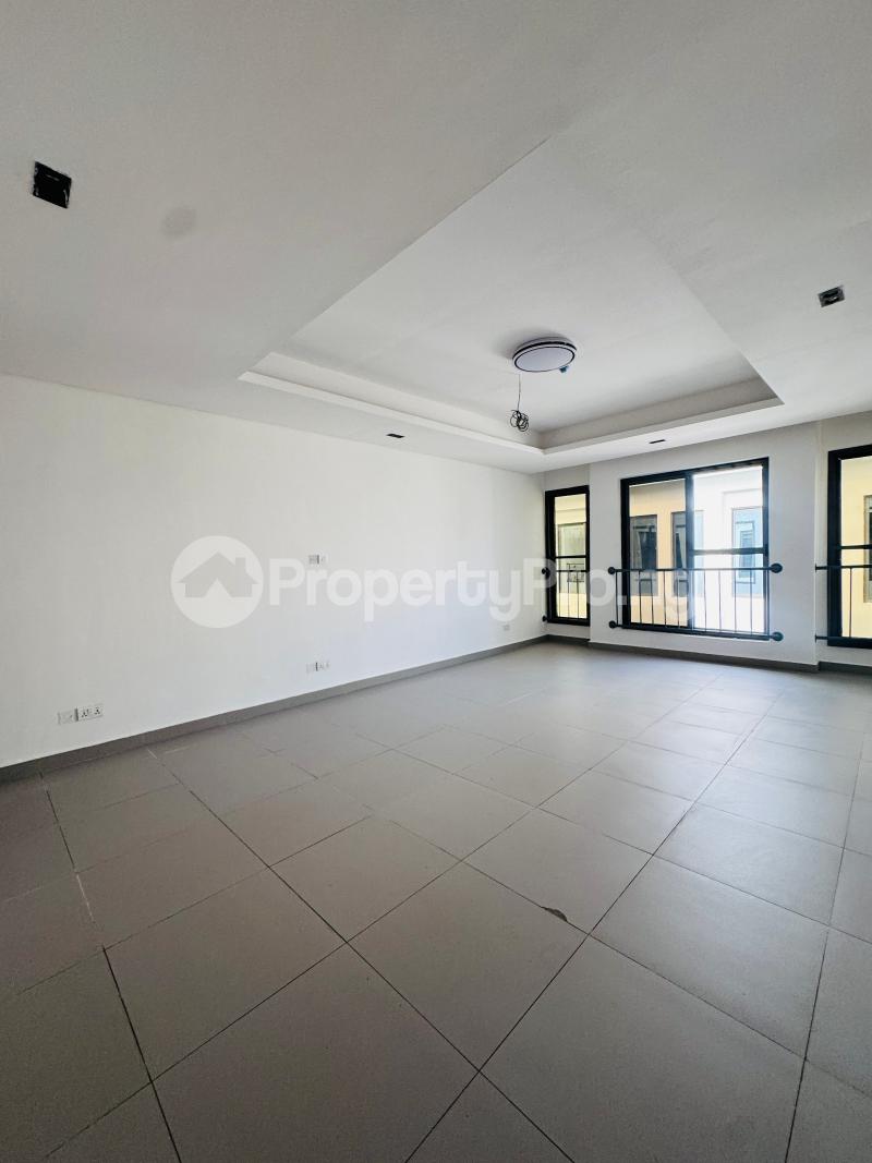 4 bedroom House for rent Chevron Lekki Lagos