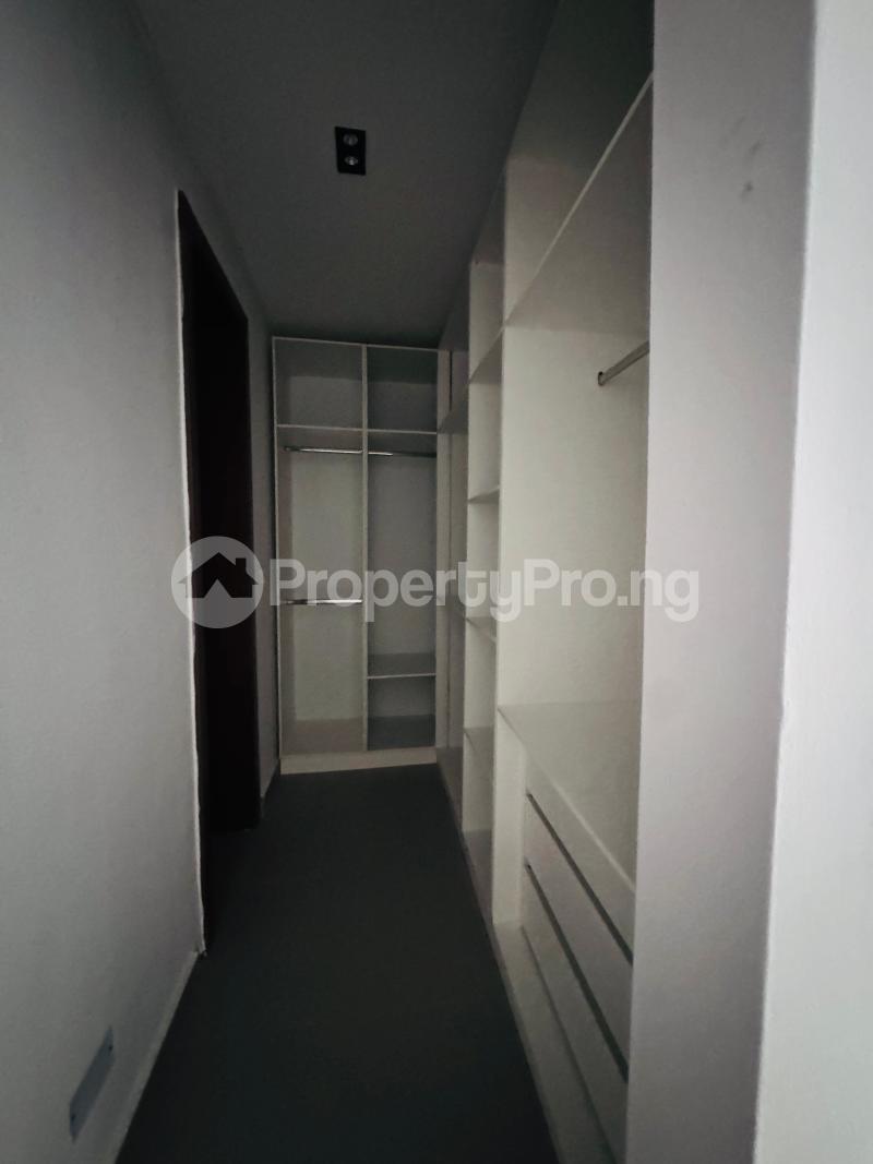 4 bedroom House for rent Chevron Lekki Lagos