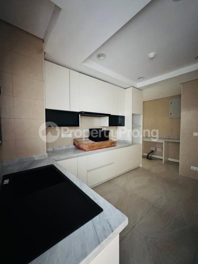 4 bedroom House for rent Chevron Lekki Lagos
