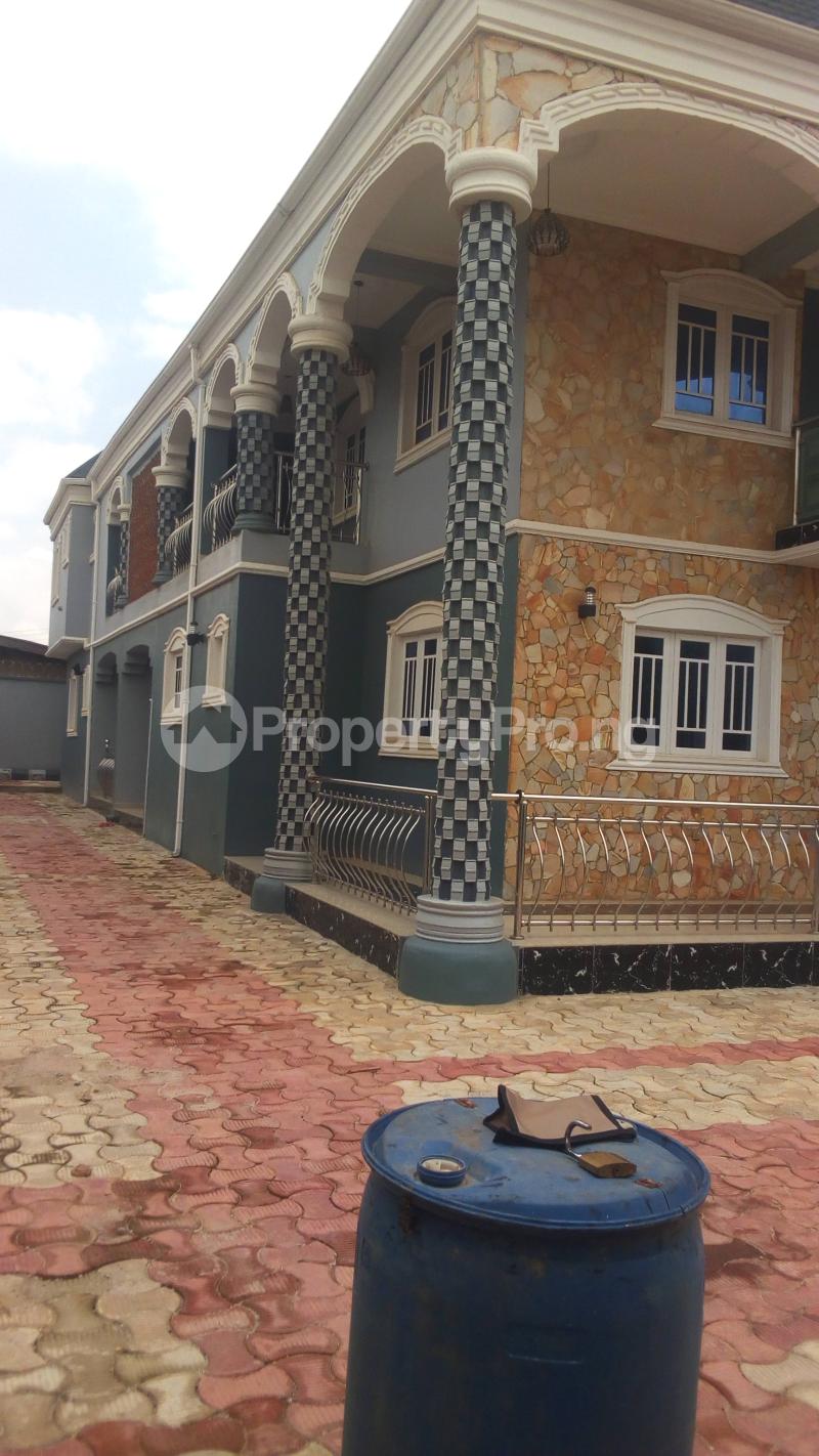 9 bedroom House for sale Dr Fred Street, Alakia Ibadan Oyo