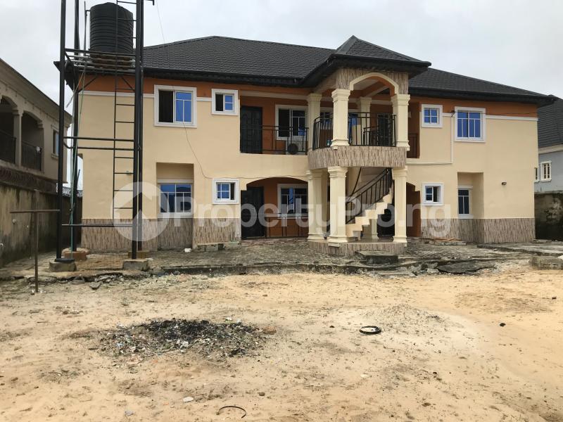 8 bedroom Flat / Apartment for sale New Road Turning Before Mayfair Garden Bogije Sangotedo Lagos