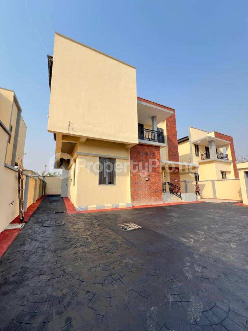 House for sale Plantation Estate, Queen School Road, Apata/ Oluyole Ibadan Oyo