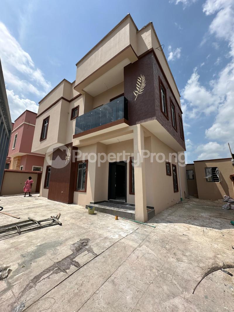 3 bedroom House for sale Adron Estate Coca Cola Area Egbeda Egbeda Oyo