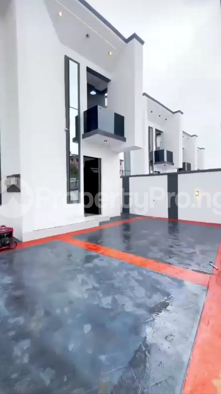 4 bedroom House for sale Kayfarm Estate, Obawole, Ijaiye Ifako-ogba Ogba Lagos