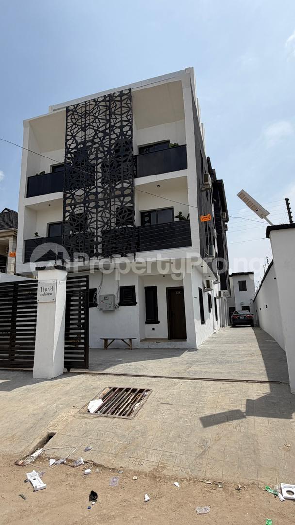 1 bedroom Flat / Apartment for sale Chemist Akoka Yaba Lagos - 0