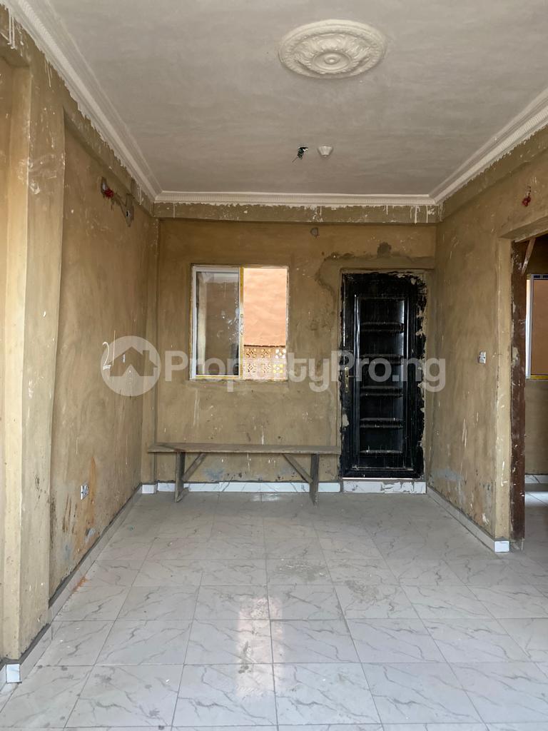 1 bedroom Flat / Apartment for rent Onipanu Shomolu Shomolu Lagos