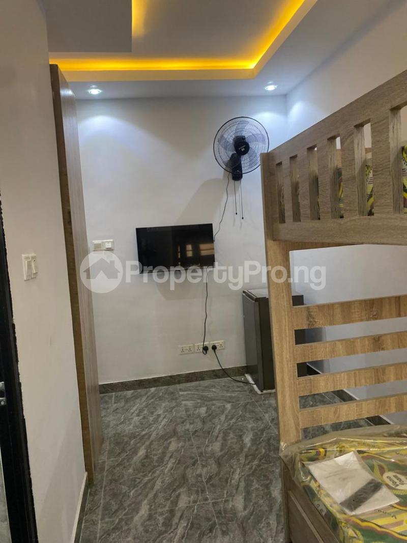 1 bedroom Flat / Apartment for rent  Akoka Yaba Lagos