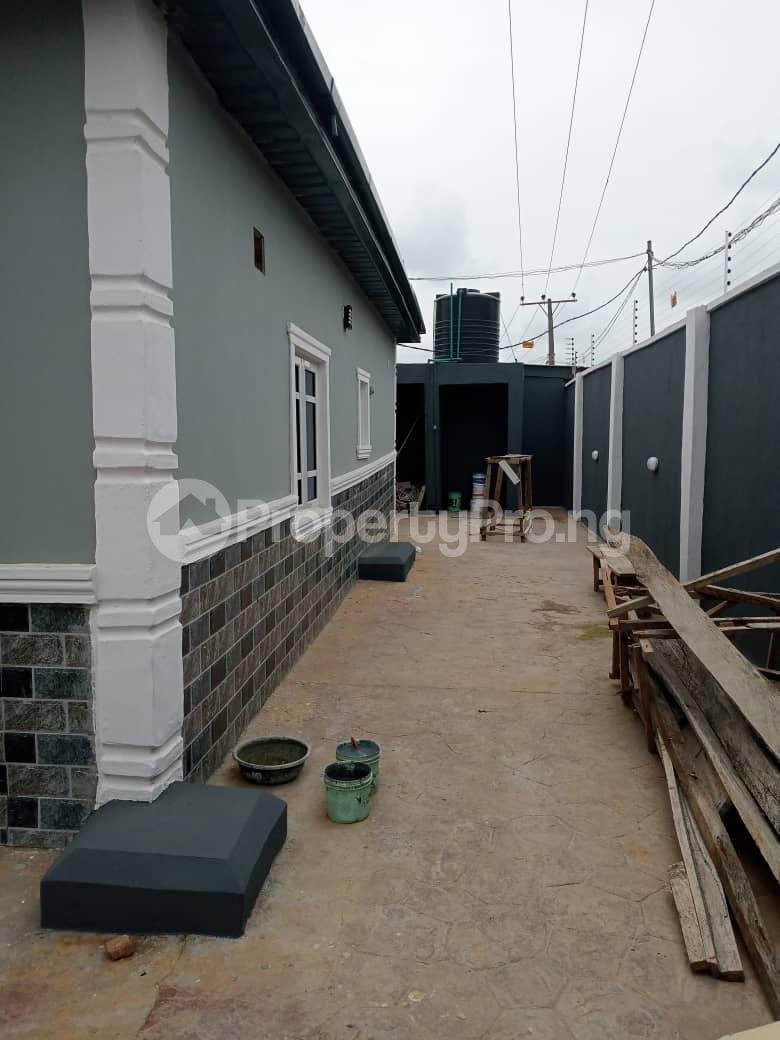 Flat / Apartment for rent Ikiola Road Alimosho Lagos