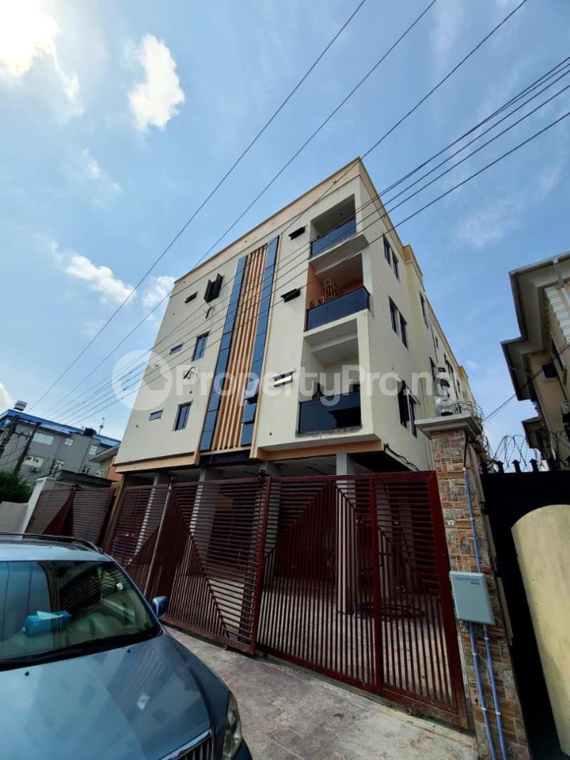 2 bedroom Flat / Apartment for rent  Alagomeji Yaba Lagos