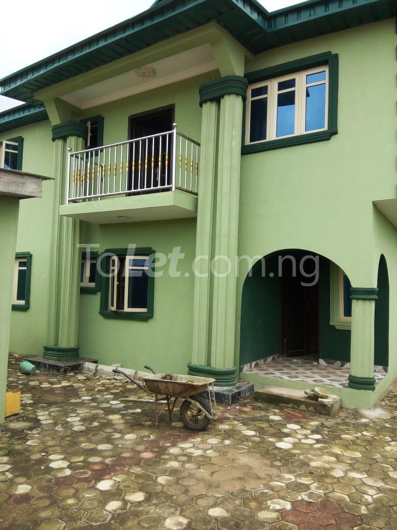 3 bedroom Flat / Apartment for rent Makinde, Ashipa Road, Amule Ayobo Ipaja Lagos