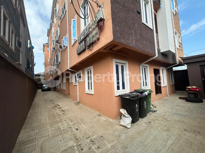 1 bedroom Flat / Apartment for rent Iwaya Iwaya Yaba Lagos