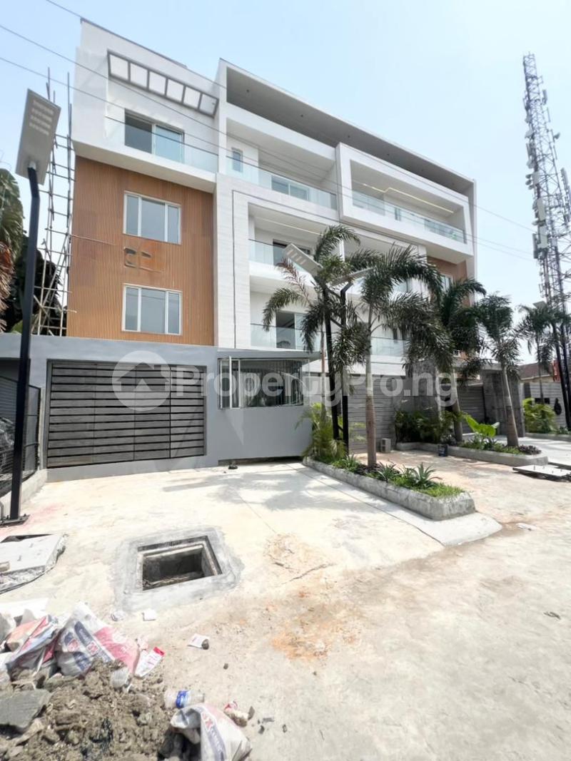 2 bedroom Flat / Apartment for rent Lekki Phase 1 Lekki Lagos State. Lekki Phase 1 Lekki Lagos