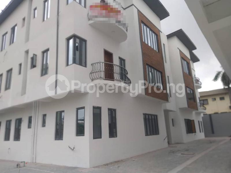 3 bedroom Flat / Apartment for rent Ikeja Adeniji Jones. Lagos Mainland Adeniyi Jones Ikeja Lagos