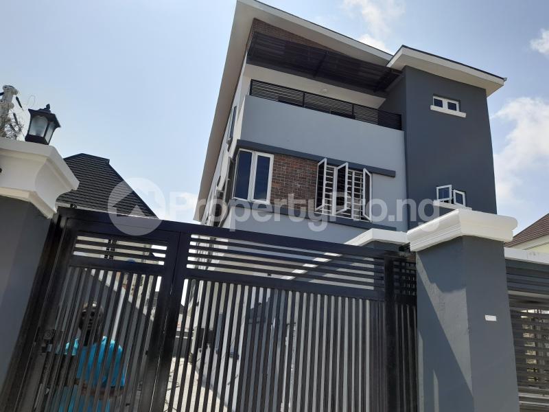 4 bedroom House for sale Ikota G.r.a Ikota Lekki Lagos
