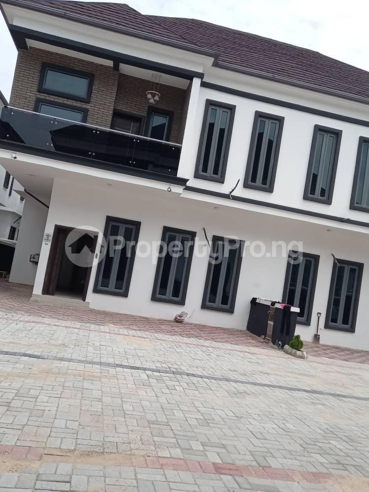 4 bedroom House for sale Orchid Hotel Road Lekki Lagos