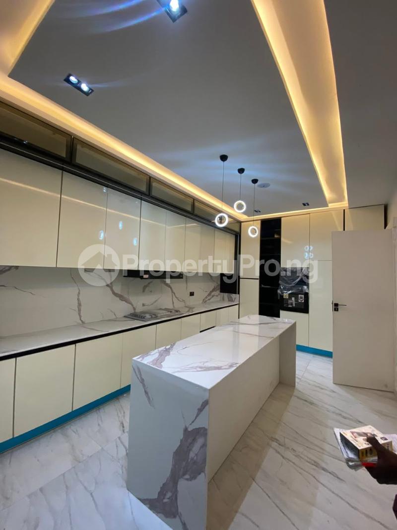 5 bedroom House for sale Lekki Lagos