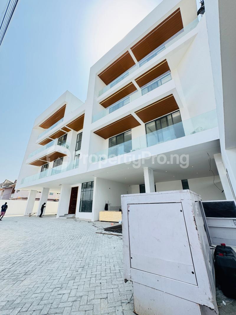3 bedroom Flat / Apartment for sale  Lekki Phase 1 Lekki Lagos