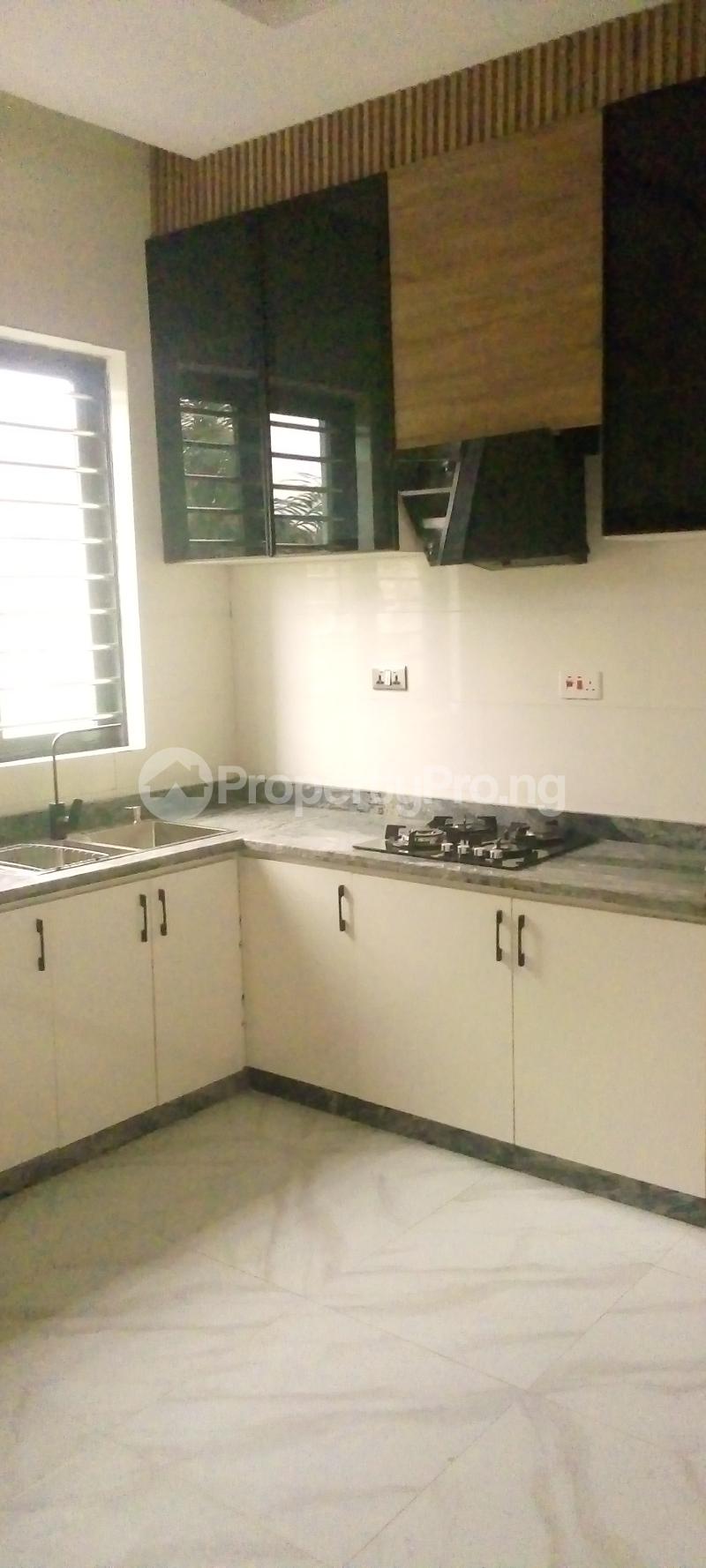 2 bedroom House for rent Along Abraham Adesaya Rd, Ajiwe Abraham adesanya estate Ajah Lagos