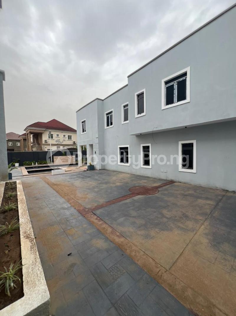 7 bedroom House for sale Jabi Abuja