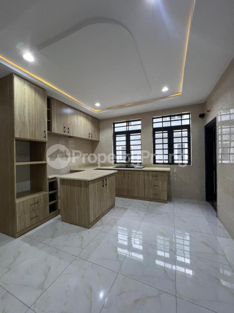 7 bedroom House for sale Jabi Abuja