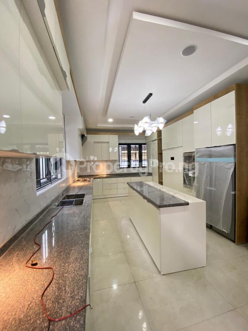 5 bedroom House for sale Nigeria. Lekki Phase 1 Lekki Lagos