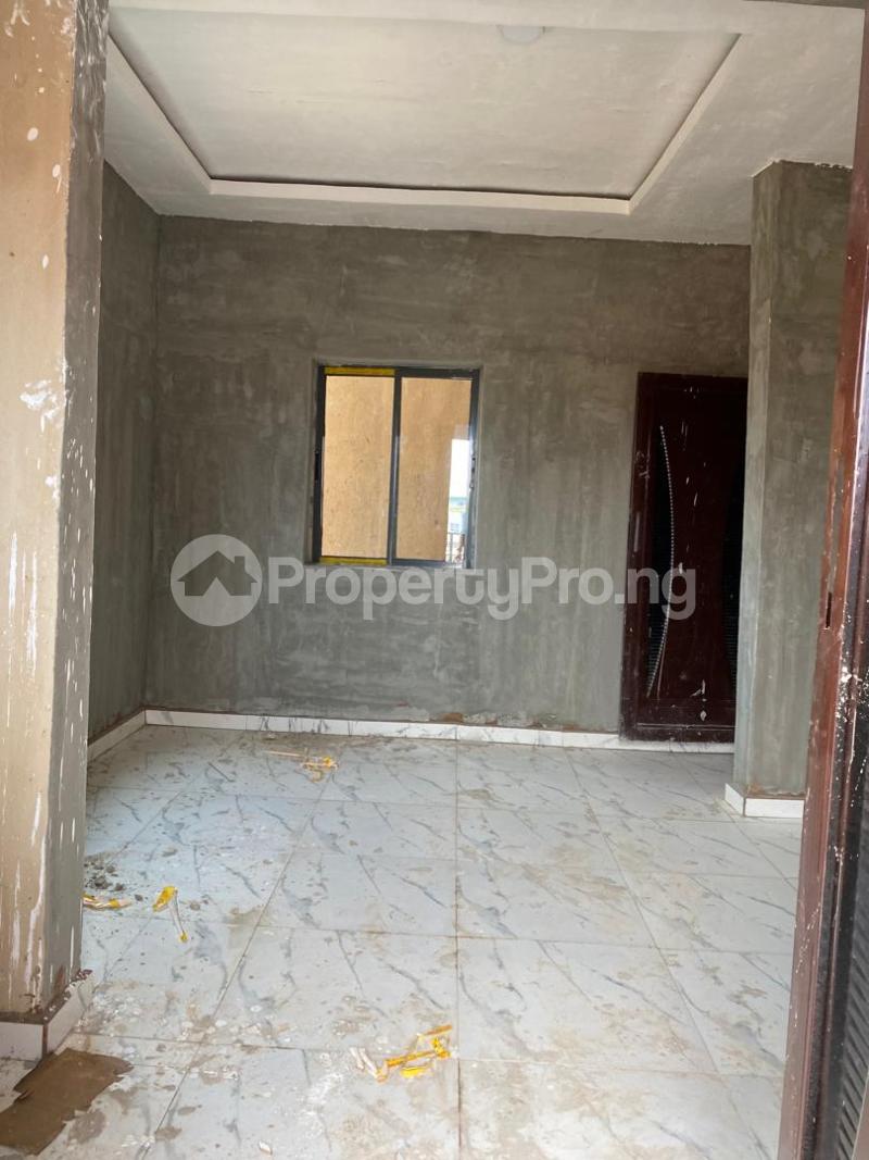 1 bedroom Flat / Apartment for rent Onipanu Shomolu Lagos