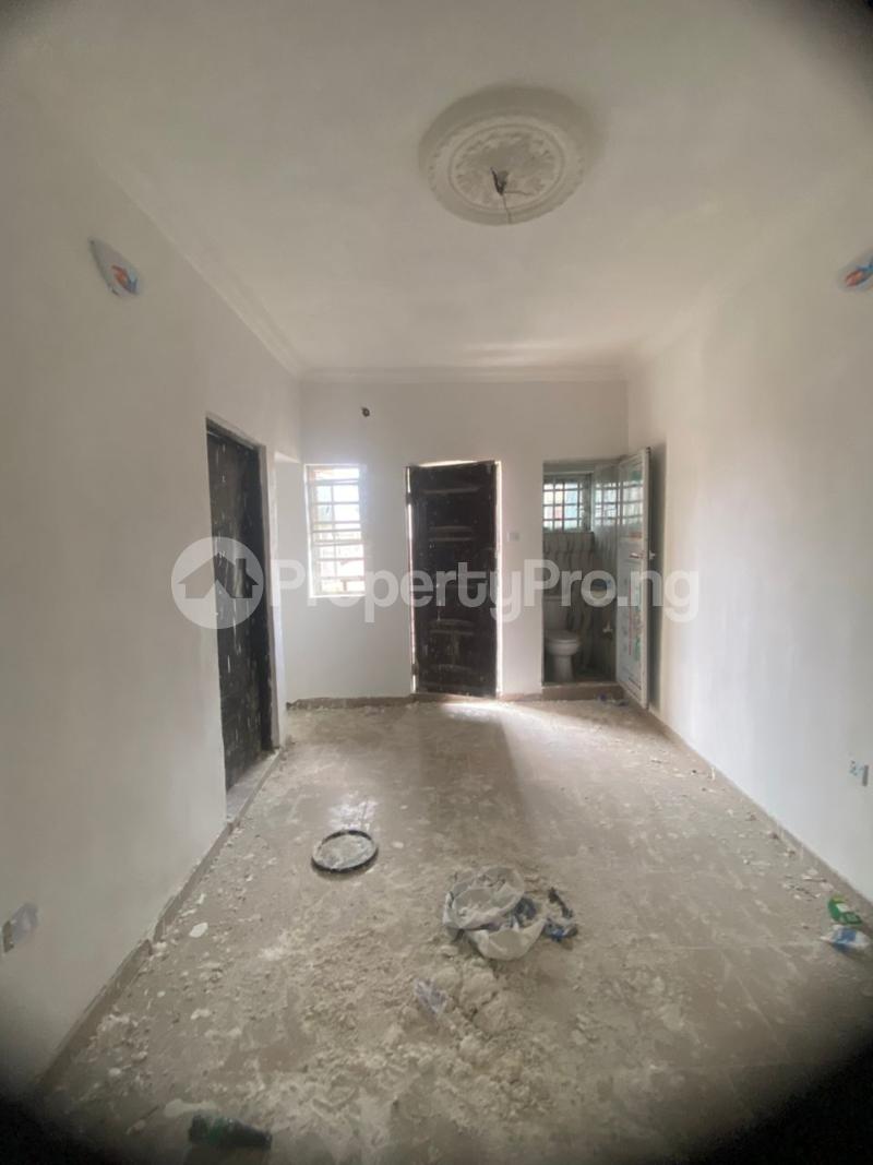 1 bedroom Flat / Apartment for rent Onipan Shomolu Lagos