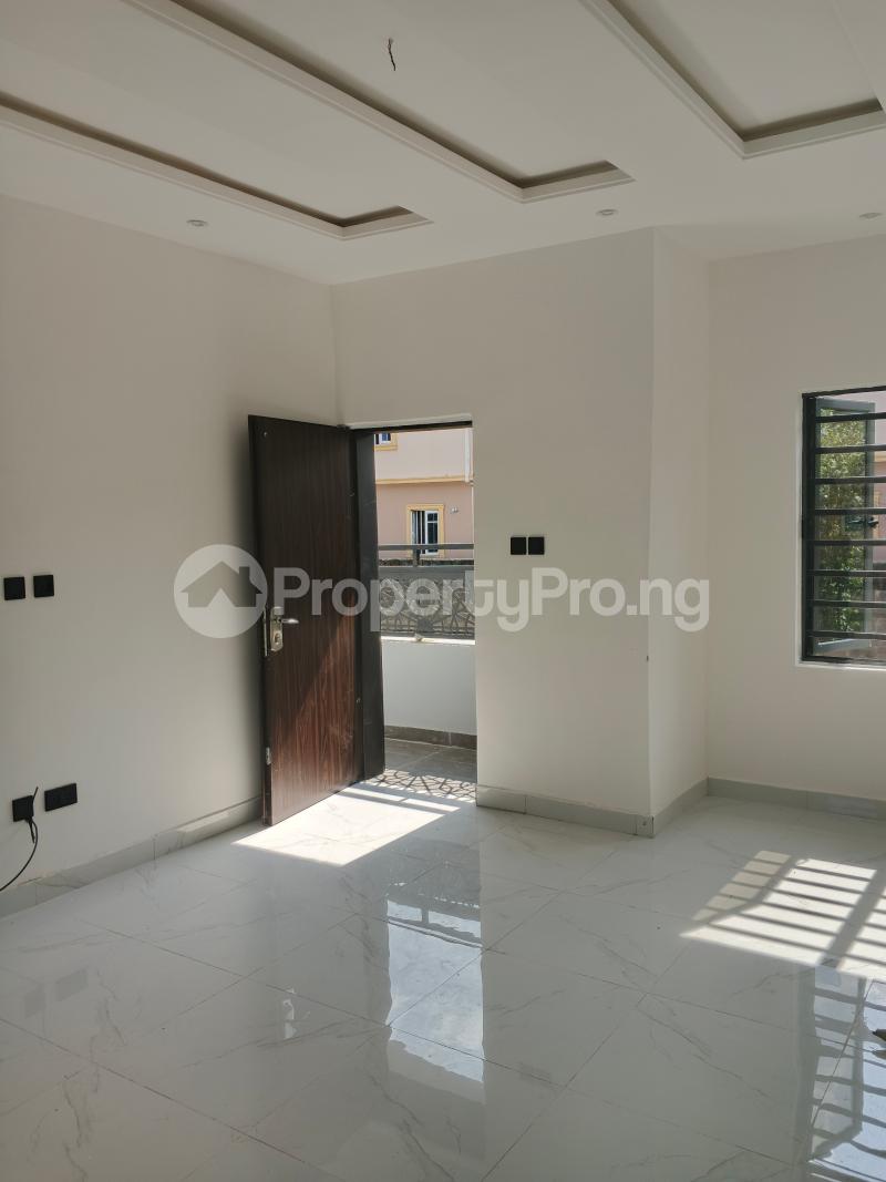 Flat / Apartment for rent In A Secured And Lovely Neighborhood At Kayfarm Estate Obawole Ogba Lagos Ifako-ogba Ogba Lagos