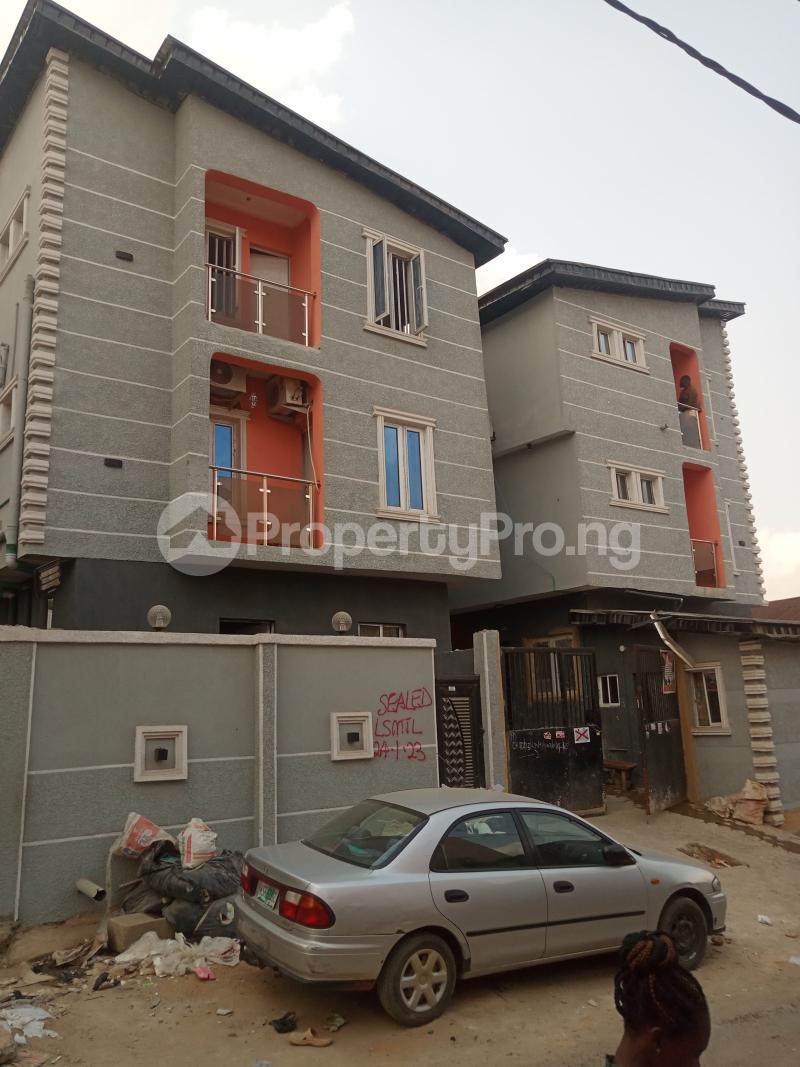 1 bedroom Flat / Apartment for rent Abule-Ijesha Yaba Lagos