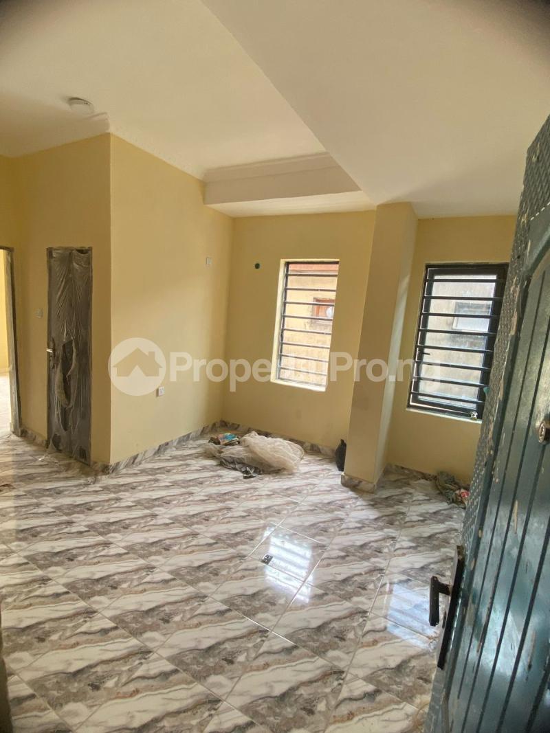1 bedroom Flat / Apartment for rent Bajulaiye Shomolu Lagos
