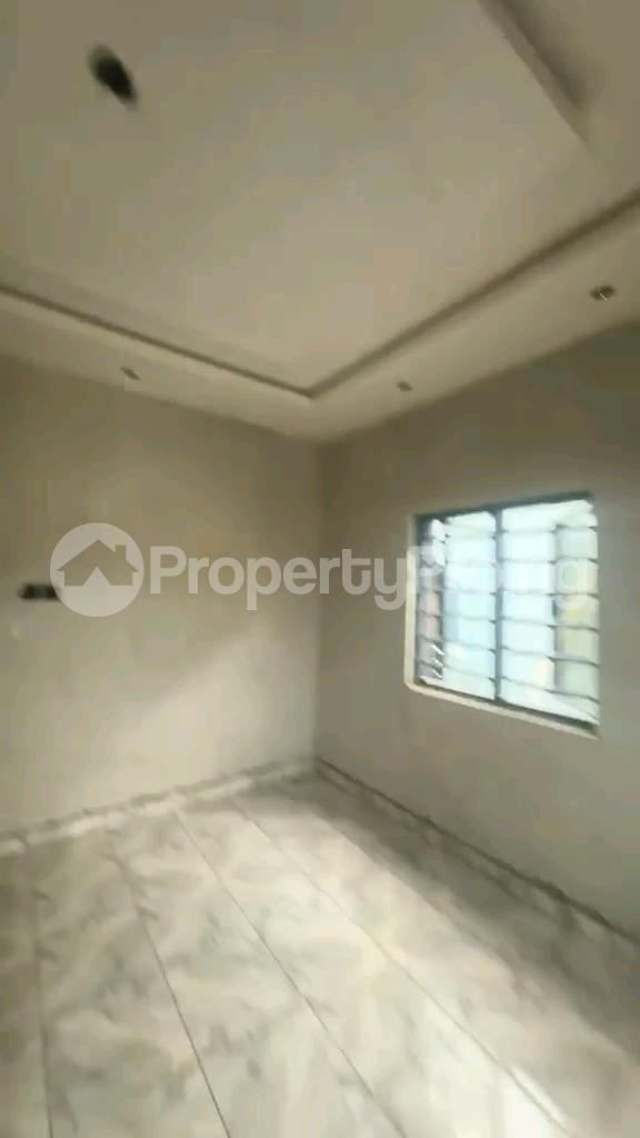 1 bedroom Flat / Apartment for rent Fadeyi Shomolu Lagos