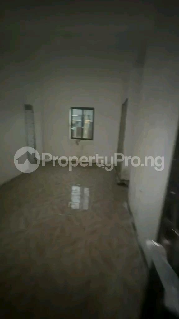 1 bedroom Flat / Apartment for rent Off Ogunmoku Mushin Lagos Mushin Lagos