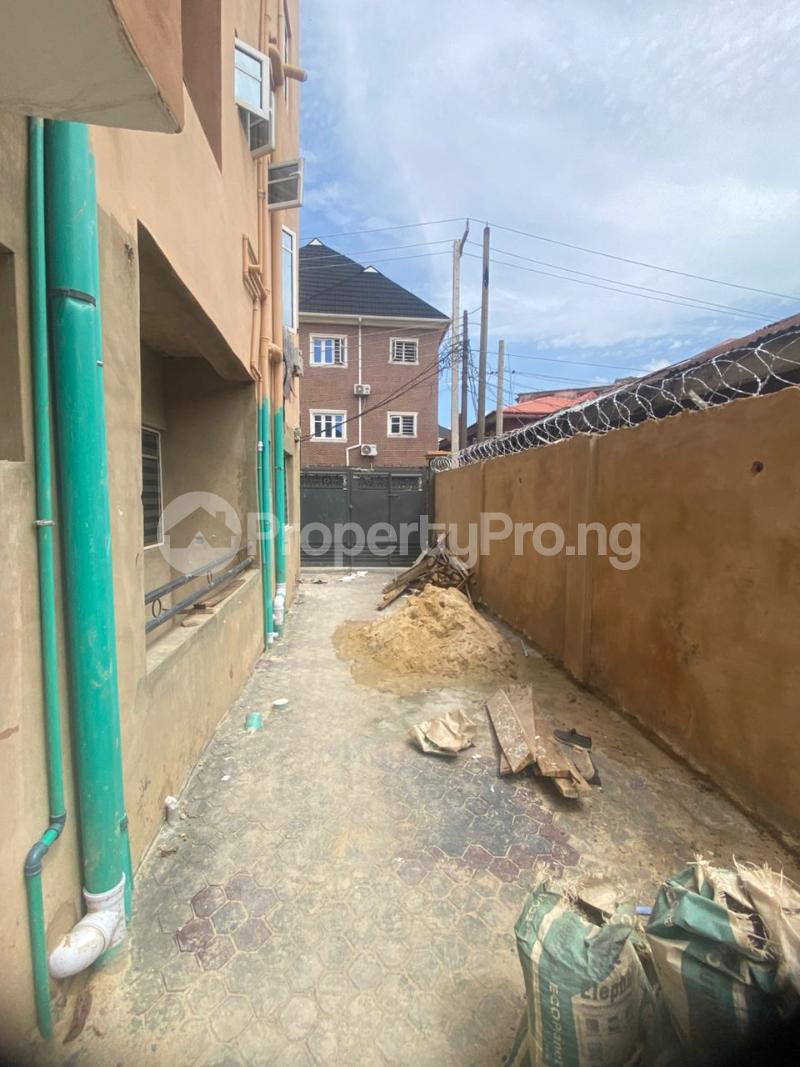 1 bedroom Flat / Apartment for rent Iwaya Iwaya Yaba Lagos