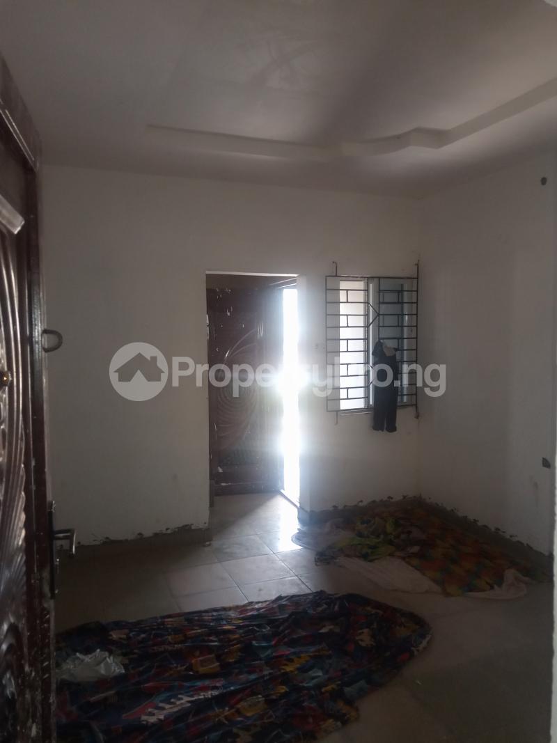 1 Bedroom Flat / Apartment in Obanikoro Shomolu Lagos Flat