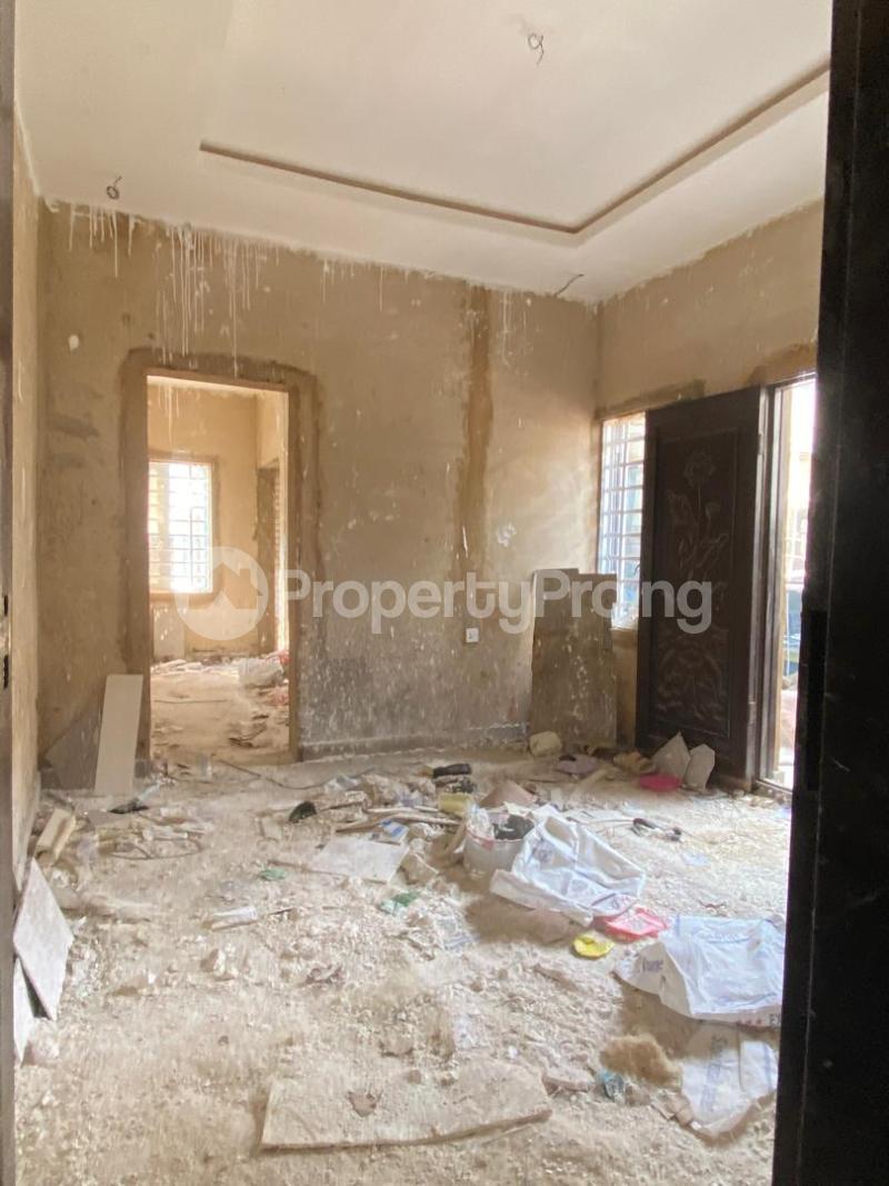1 bedroom Flat / Apartment for rent Ebute Metta Adekunle Yaba Lagos