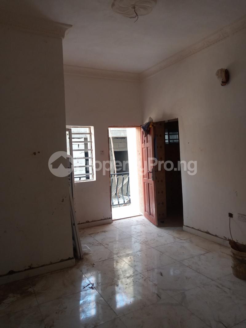 1 bedroom Flat / Apartment for rent Chemist Akoka Yaba Lagos
