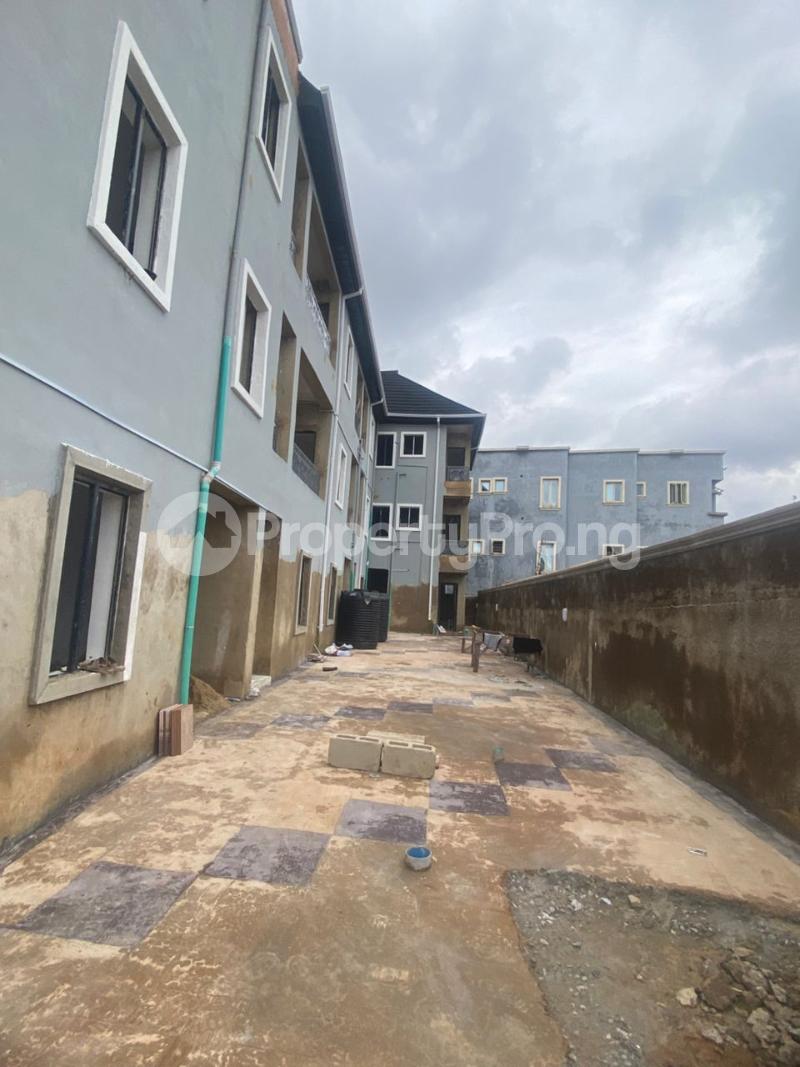 1 bedroom Flat / Apartment for rent Pedro Shomolu Shomolu Lagos - 6