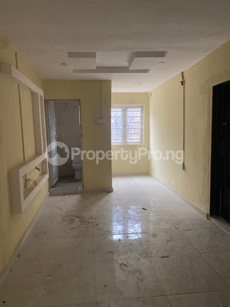 1 bedroom Flat / Apartment for rent Palm Groove Ikorodu road(Ilupeju) Ilupeju Lagos