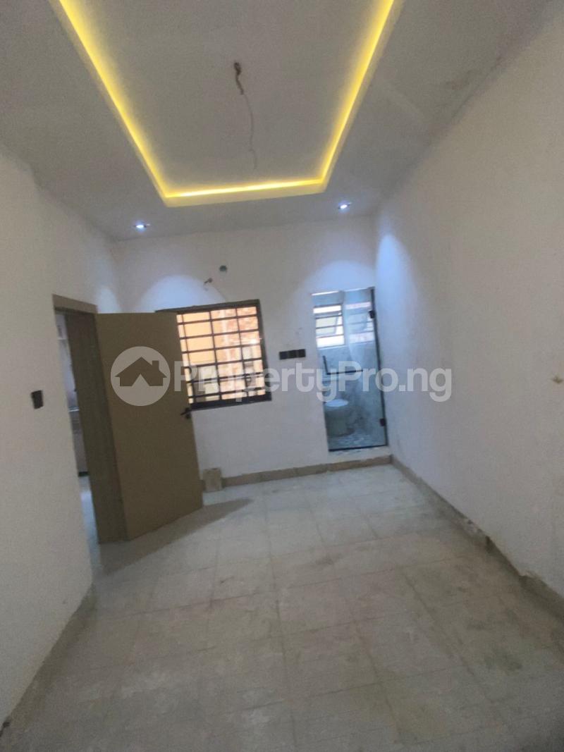 1 bedroom Flat / Apartment for rent Alagomeji Alagomeji Yaba Lagos