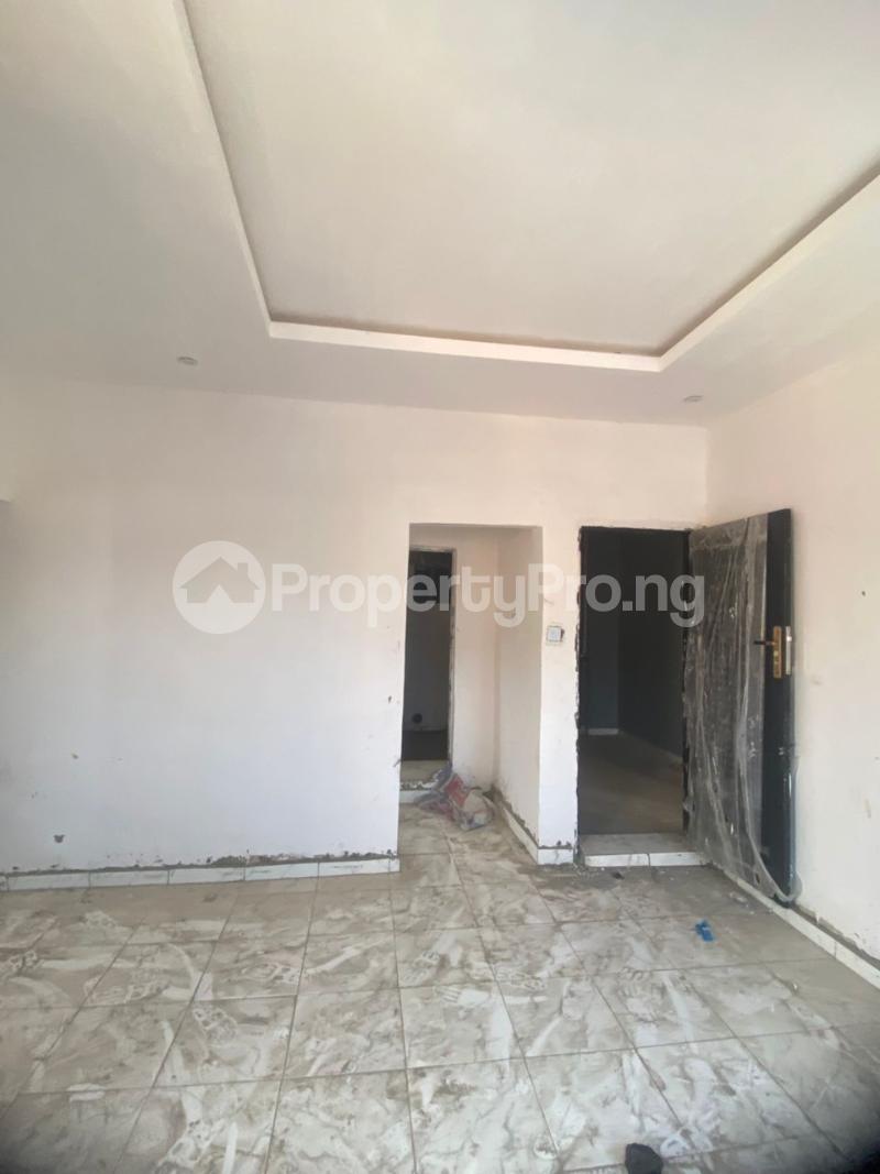 1 bedroom Flat / Apartment for rent Onipan Shomolu Lagos
