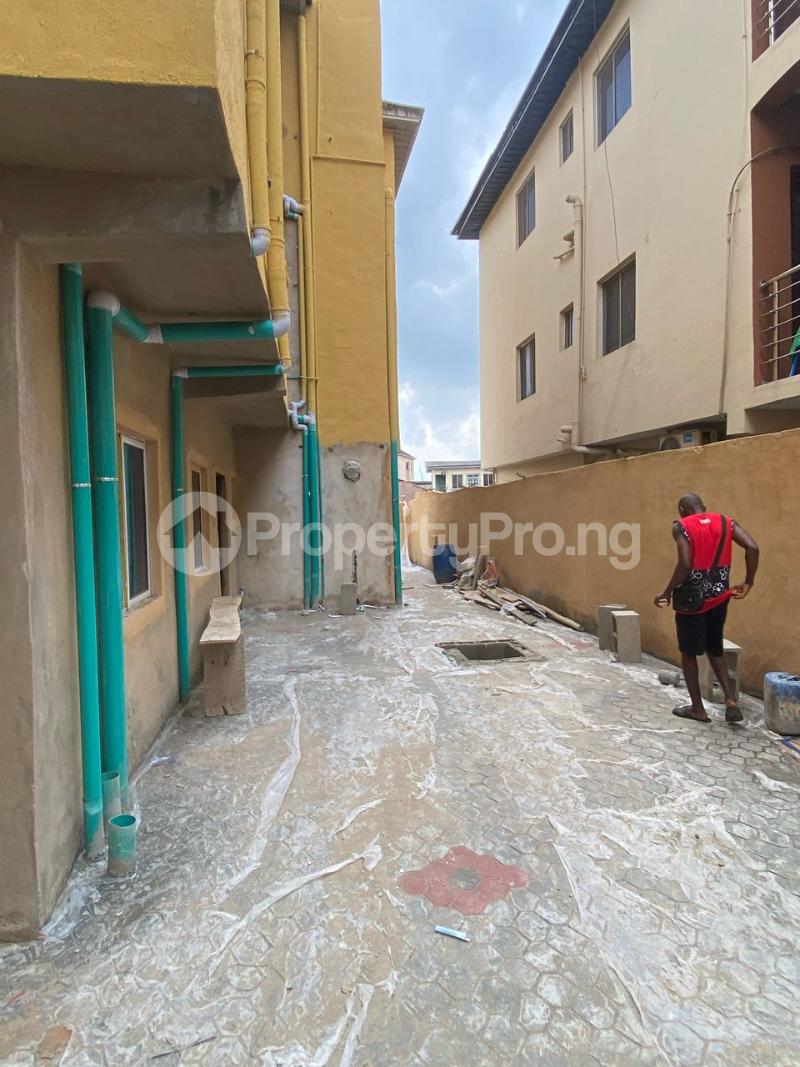 1 bedroom Flat / Apartment for rent Bajulaiye Shomolu Lagos